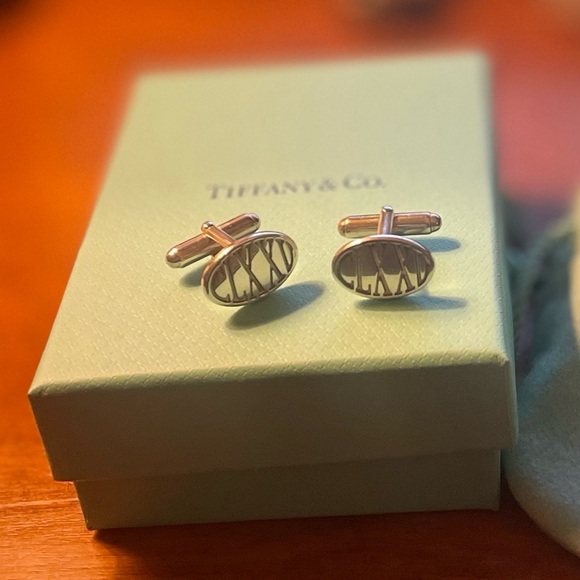 Authentic Tiffany & Co. 175th Anniversary Sterling Silver Oval Cufflinks - Picture 3 of 4